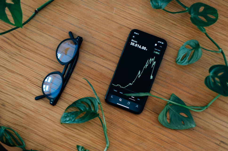 Is Robinhood Worth It for Beginners in 2026